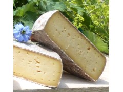 Tomme de Kerbraz entière